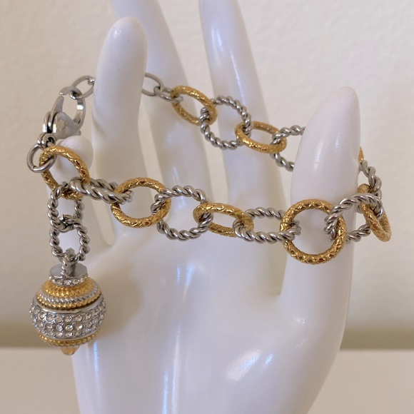 Vintage Jewelry - Vintage classic chic silver and gold tone link bracelet with pave bauble